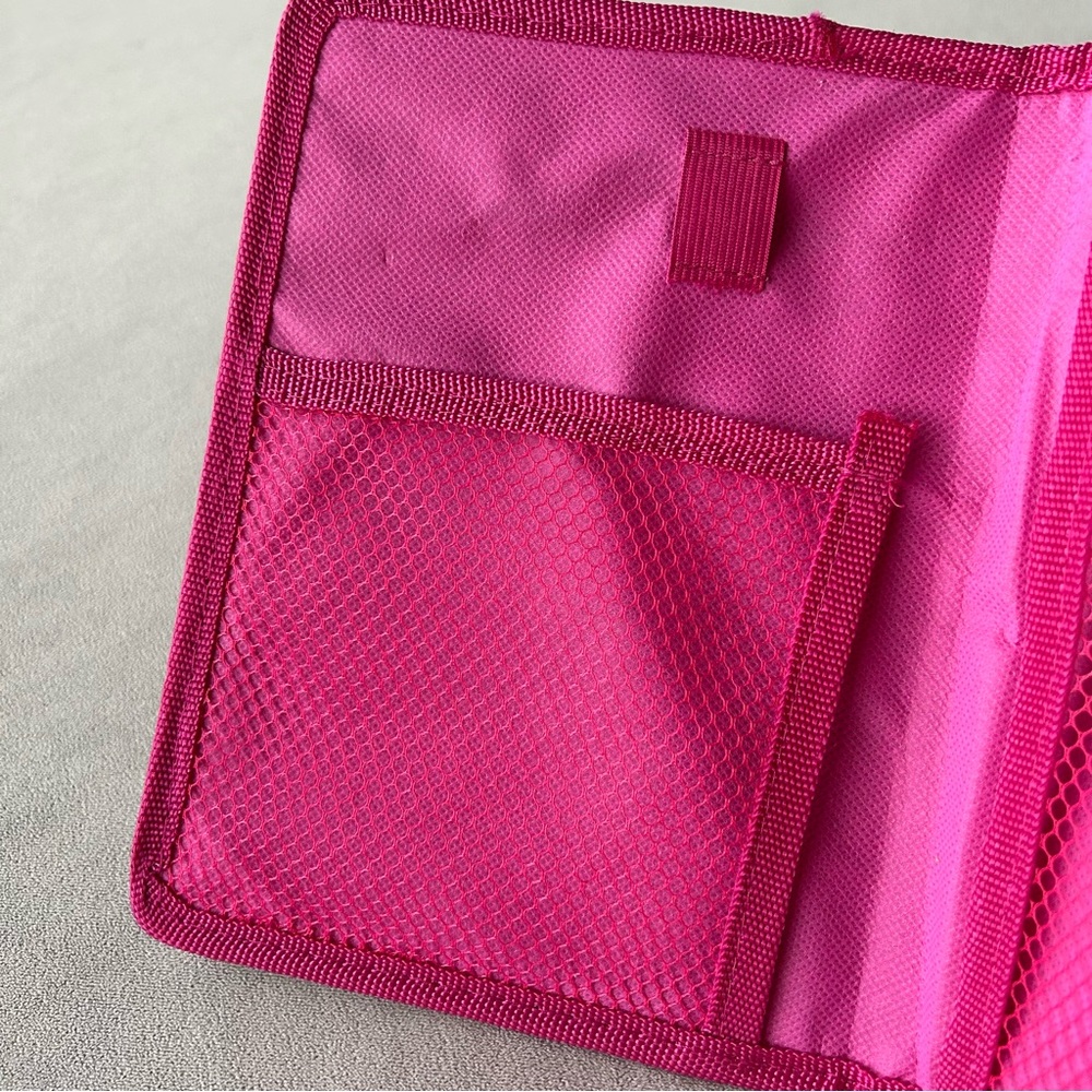 Hard Case Folio ~ Mesh Pockets Inside - Picture 4 of 7